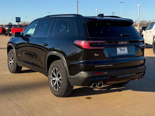 2024 GMC Acadia AWD AT4