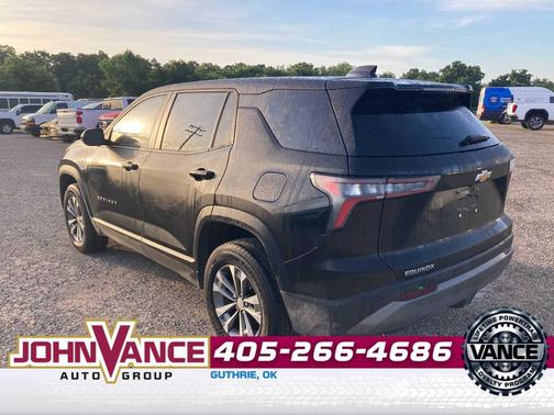 Mosaic Black Metallic 2026 Chevrolet Equinox 1LT