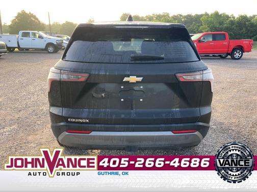 Mosaic Black Metallic 2026 Chevrolet Equinox 1LT