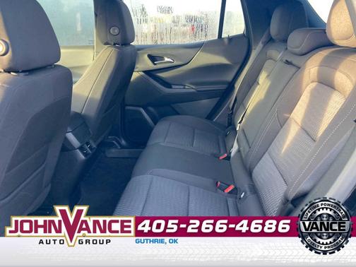 Mosaic Black Metallic 2026 Chevrolet Equinox 1LT