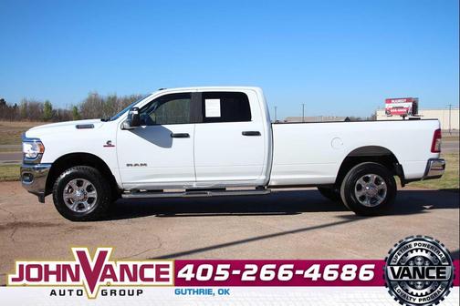 2024 RAM 3500 Big Horn Crew Cab 4x4 8' Box