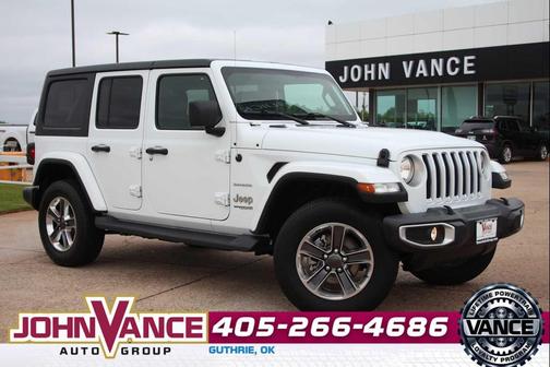 Bright White Clearcoat 2021 Jeep Wrangler Unlimited Sahara