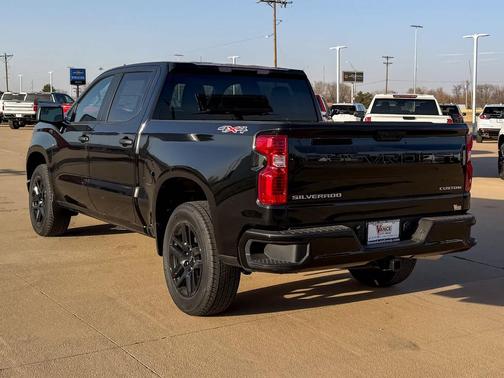 2026 Chevrolet Silverado 1500 Custom