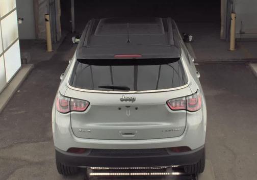 Silver Zynith Metallic Clearcoat 2024 Jeep Compass Limited