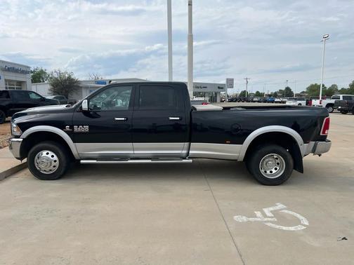 Black Clearcoat 2014 RAM 3500 Laramie