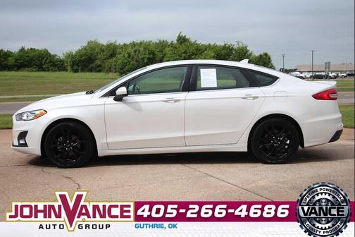 White Platinum Metallic Tri-Coat 2020 Ford Fusion SE