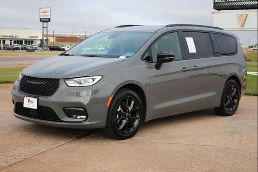 2025 Chrysler Pacifica Limited