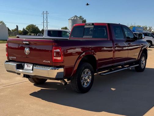 2021 RAM 3500 Laramie Crew Cab 4x4 8' Box