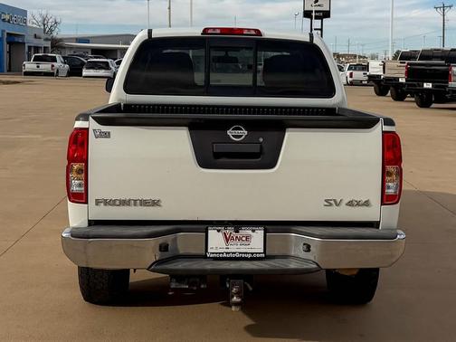 2016 Nissan Frontier SV
