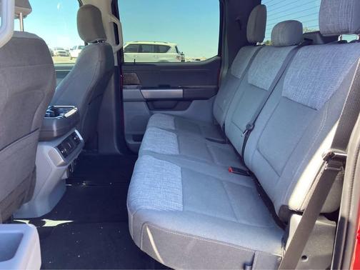 2023 Ford F-150 Lightning XLT