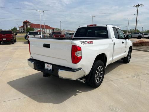2016 Toyota Tundra SR5