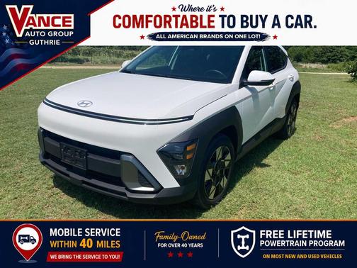 Atlas White 2025 Hyundai KONA SEL