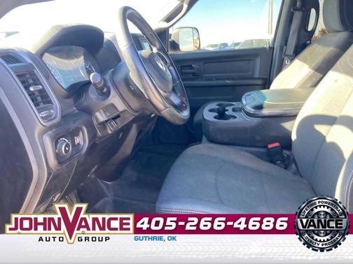 2022 RAM 2500 Tradesman Crew Cab 4x4 6'4' Box