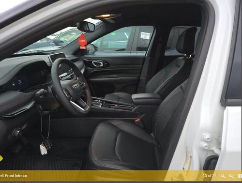 Bright White Clearcoat 2024 Jeep Compass Trailhawk