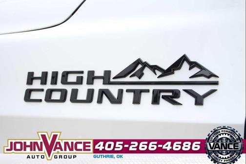 Iridescent Pearl Tricoat 2021 Chevrolet Tahoe 4WD High Country