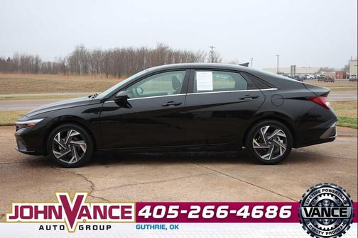 2025 Hyundai ELANTRA SEL