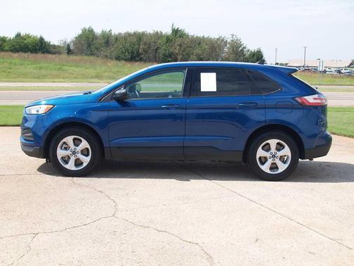 2021 Ford Edge SE