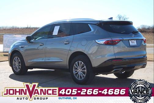 2023 Buick Enclave Essence AWD
