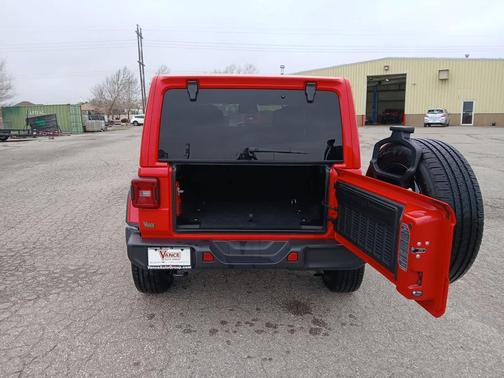 2025 Jeep Wrangler 4xe Sahara