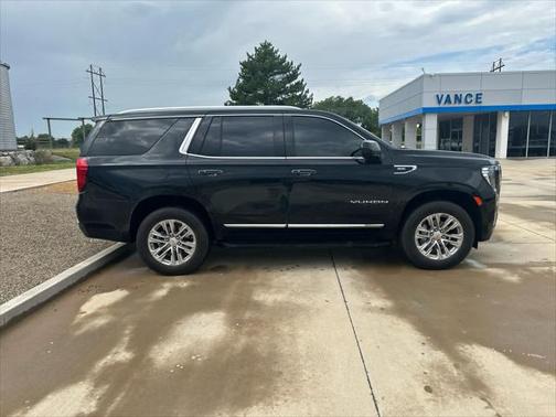 2024 GMC Yukon SLT
