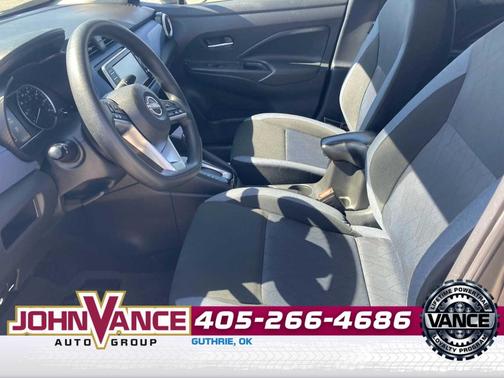 Gun Metallic 2024 Nissan Versa 1.6 SV