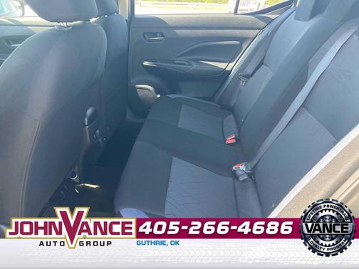 Gun Metallic 2024 Nissan Versa 1.6 SV