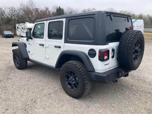 2025 Jeep Wrangler 4xe Willys