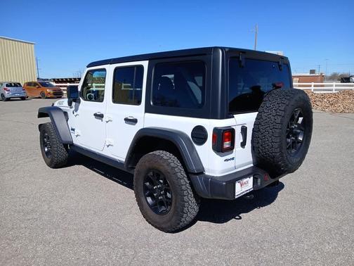 2025 Jeep Wrangler 4xe Willys