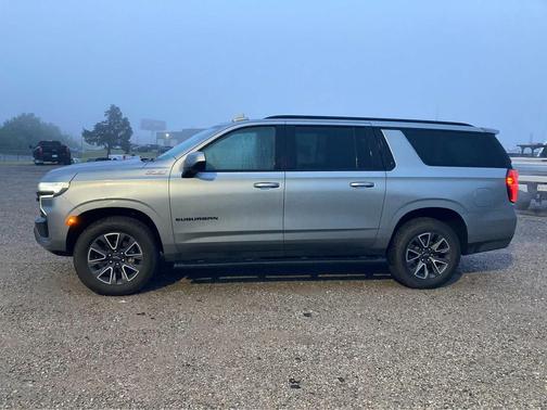 2023 Chevrolet Suburban 4WD Z71