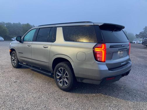 2023 Chevrolet Suburban 4WD Z71