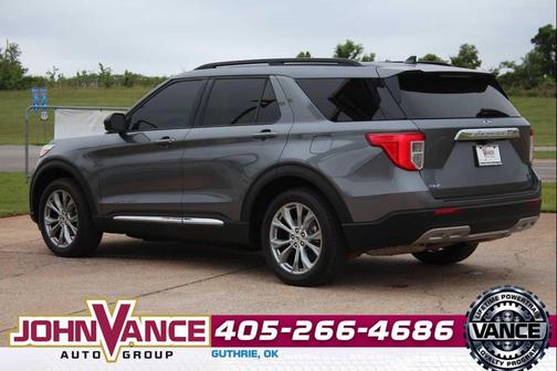 Carbonized Gray Metallic 2022 Ford Explorer XLT