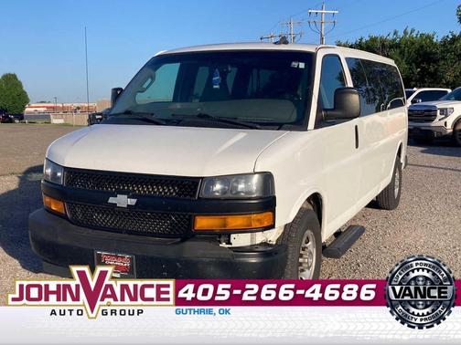 Summit White 2019 Chevrolet Express 3500 LS