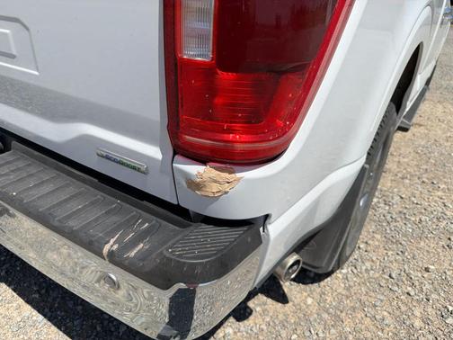 Oxford White 2023 Ford F-150 XLT