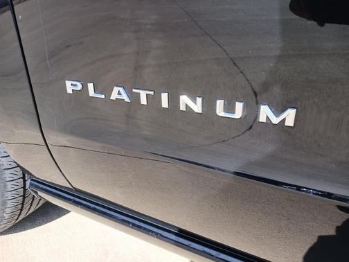 Agate Black Metallic 2025 Ford Expedition Platinum