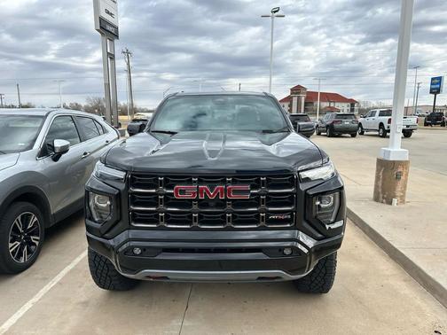 2023 GMC Canyon AT4X