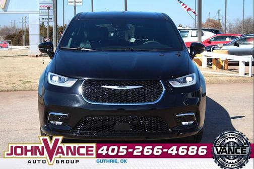 2025 Chrysler Pacifica L