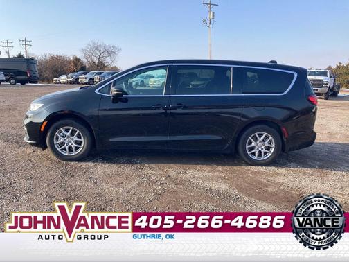 2025 Chrysler Pacifica L