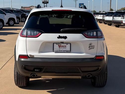 2022 Jeep Cherokee X 4x4