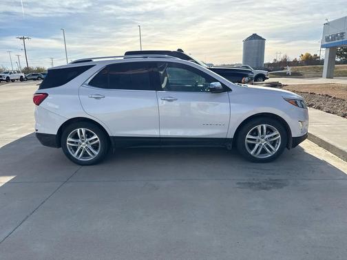2020 Chevrolet Equinox Premier w/2LZ