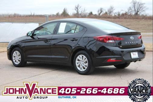 2020 Hyundai ELANTRA SE