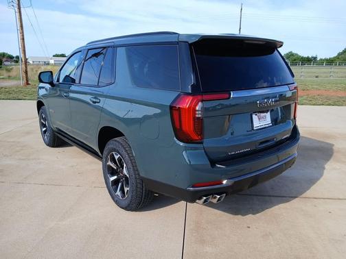 Midnight Pine 2026 GMC Yukon 4WD AT4