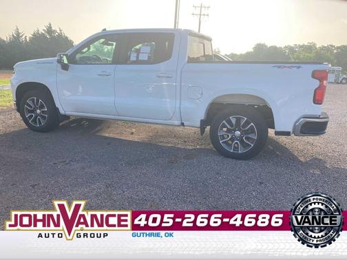 Summit White 2021 Chevrolet Silverado 1500 LT