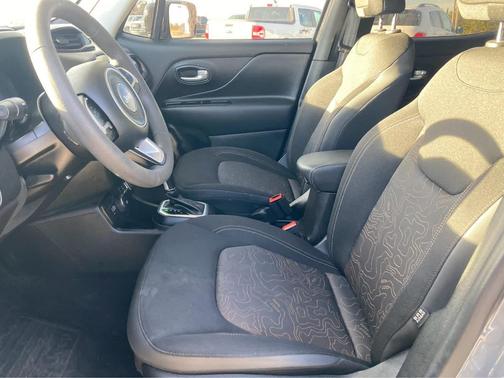 2023 Jeep Renegade Upland