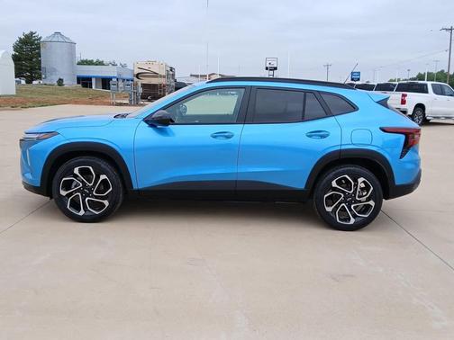 Marina Blue Metallic 2026 Chevrolet Trax FWD 2RS