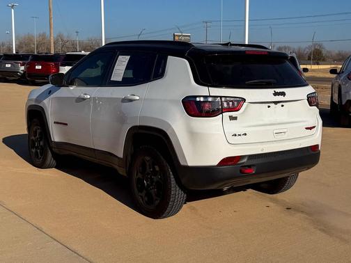 2024 Jeep Compass Trailhawk