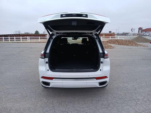 2022 Jeep Grand Cherokee 4xe Summit