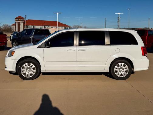 2016 Dodge Grand Caravan AVP/SE