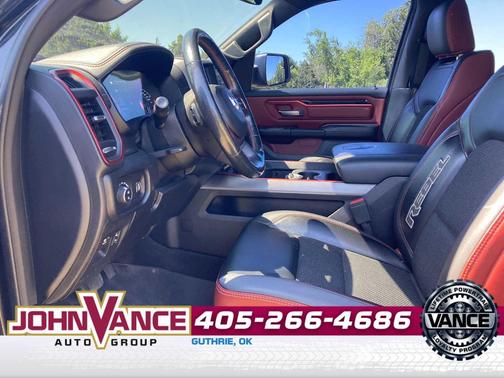 Diamond Black Crystal Pearlcoat 2021 RAM 1500 Rebel
