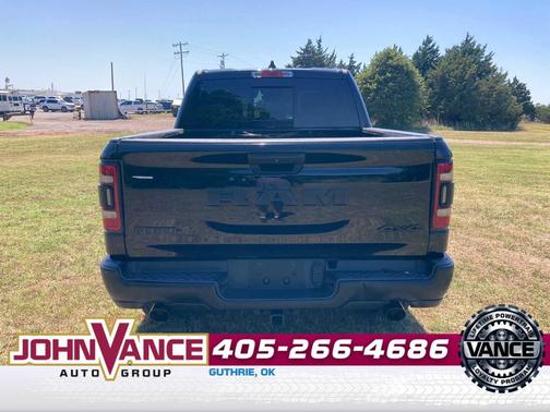 Diamond Black Crystal Pearlcoat 2021 RAM 1500 Rebel
