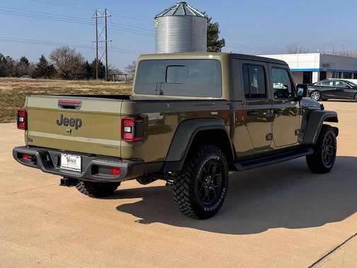 2025 Jeep Gladiator High Tide